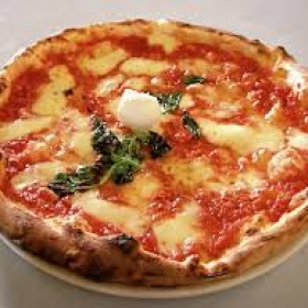 Pizza Napoletana (Loại trung 27cm) 130.000 đ